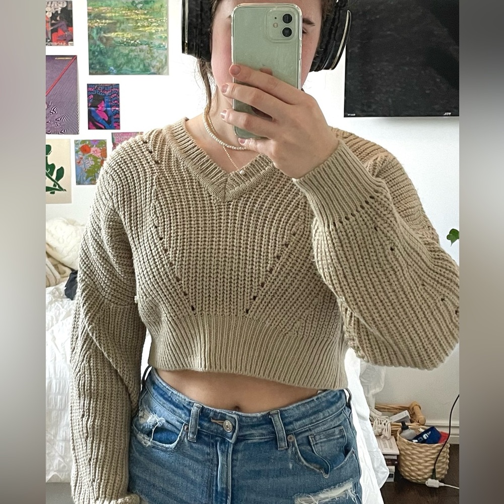 cropped chunky knit sweater